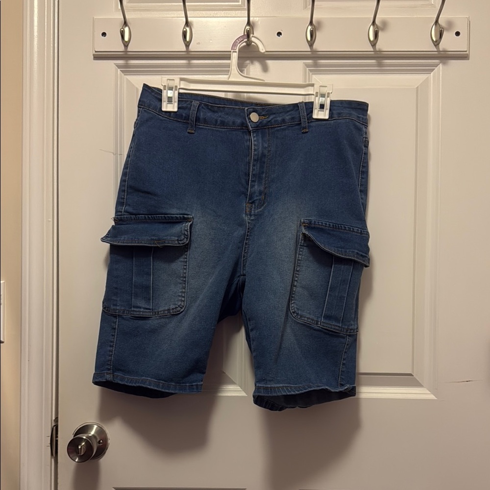 Men's Blue Cargo Shorts